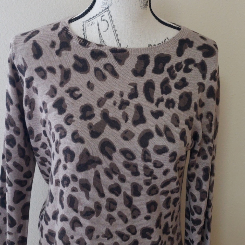 🌟Carmen Marc Valvo🌟 Cashmere blend dress - Picture 2 of 6